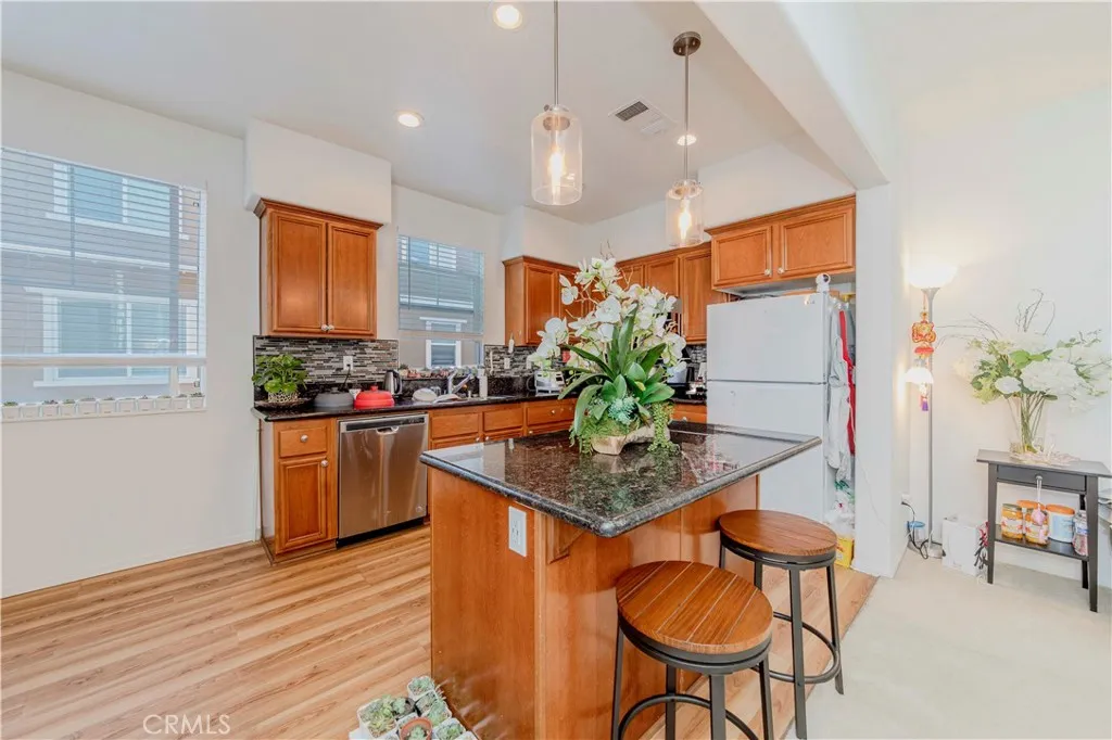 1963 Annandale Way, Pomona, California 91767 home-pic-4